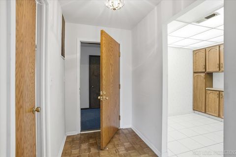 Tiny photo for 7730 Dempster Street #205, Morton Grove, IL 60053 (MLS # 12642814)