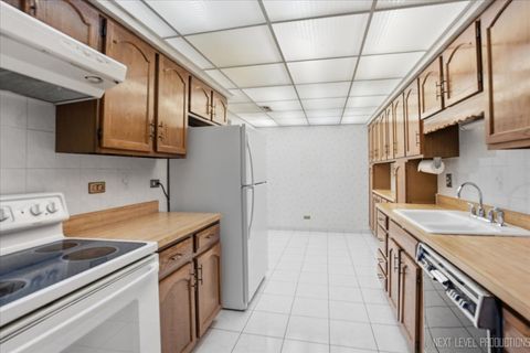 Tiny photo for 7730 Dempster Street #205, Morton Grove, IL 60053 (MLS # 12642814)