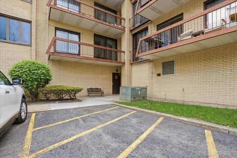 Tiny photo for 7730 Dempster Street #205, Morton Grove, IL 60053 (MLS # 12642814)