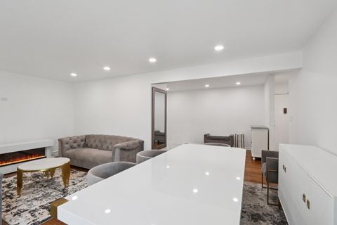 Tiny photo for 8916 Kenneth Drive #1E, Des Plaines, IL 60016 (MLS # 12502043)