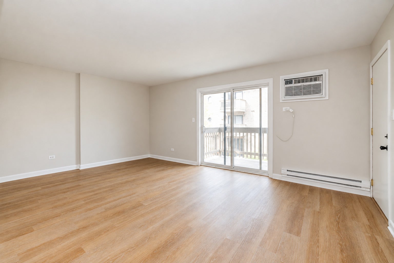 454 E SPRUCE Drive 2B