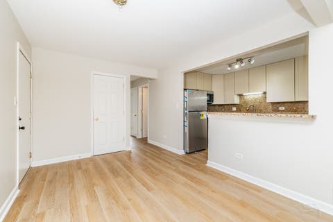 Tiny photo for 454 E SPRUCE Drive #2B, Palatine, IL 60074 (MLS # 12686482)