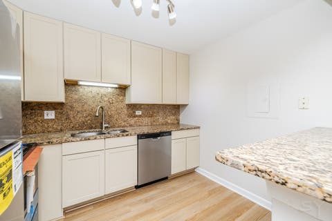 Tiny photo for 454 E SPRUCE Drive #2B, Palatine, IL 60074 (MLS # 12686482)