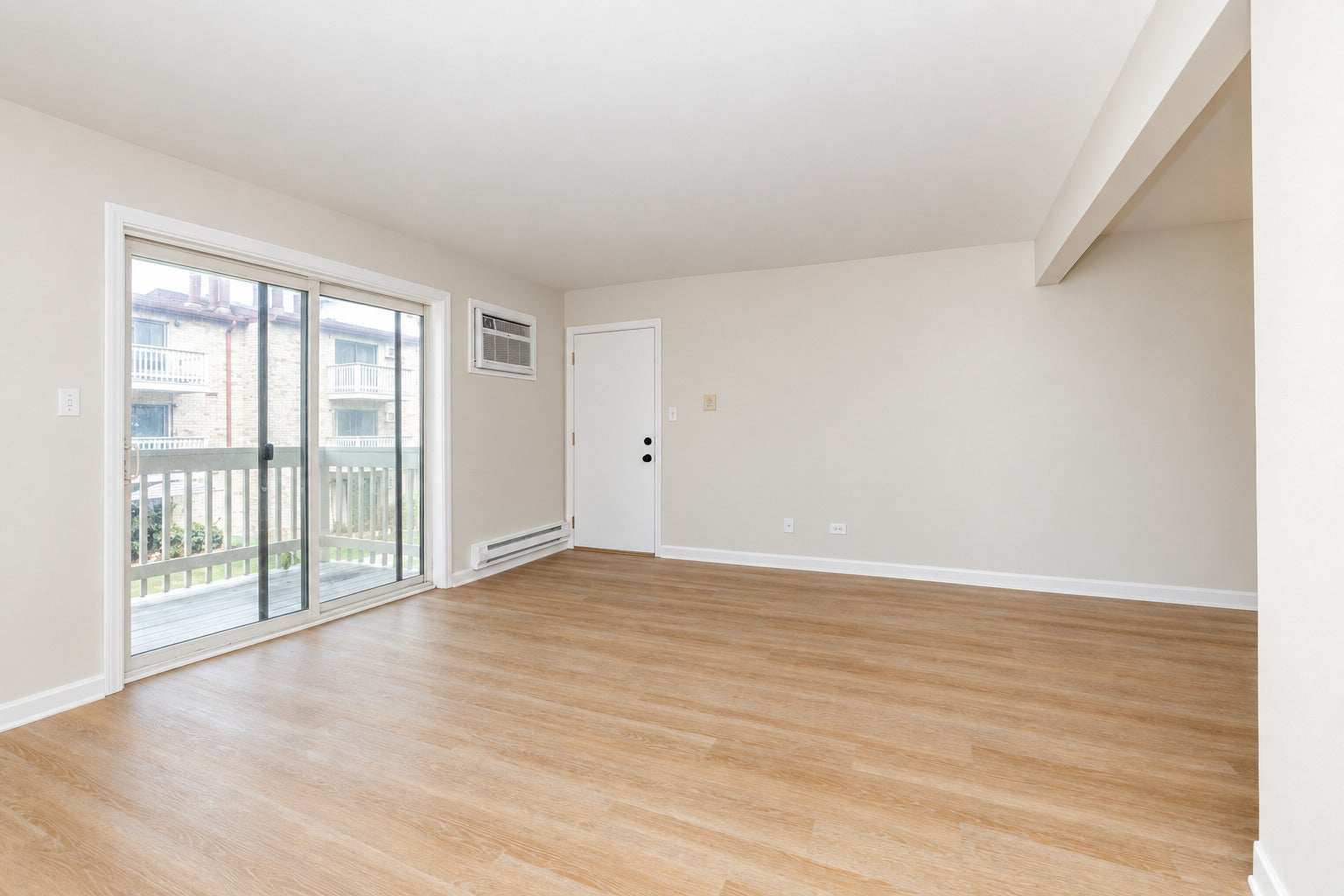 454 E SPRUCE Drive 2B