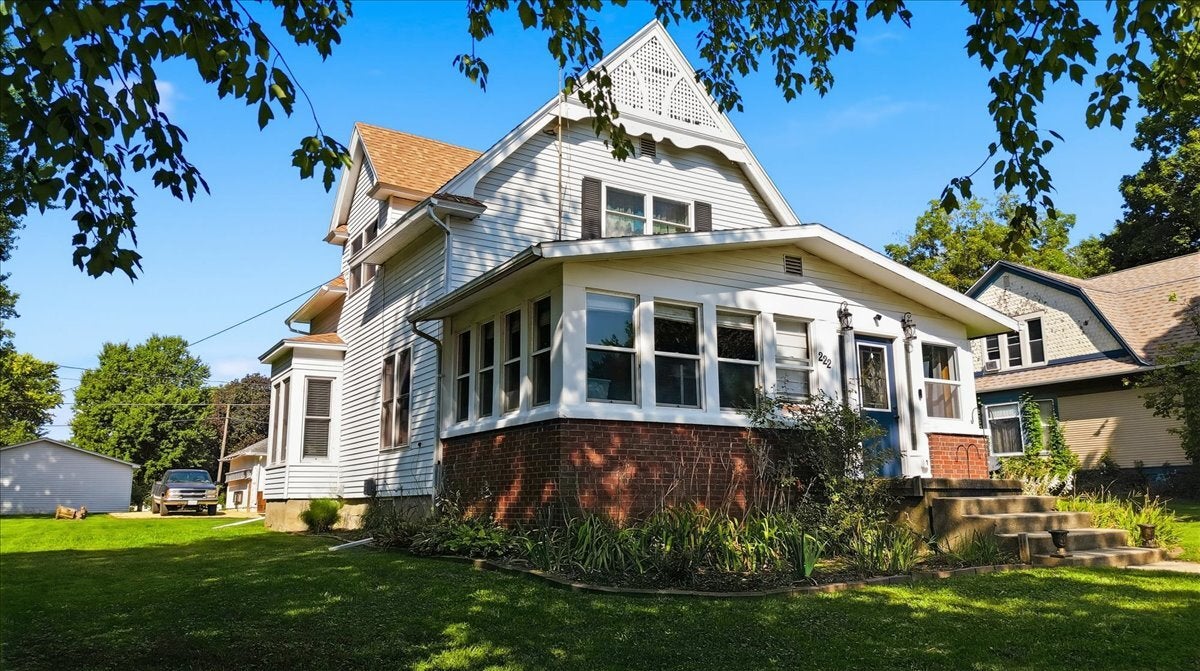 222 Wilson Avenue