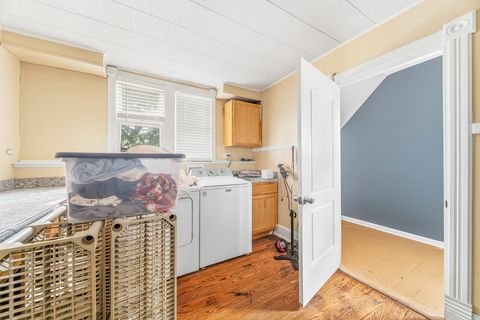 Tiny photo for 12552 Highland Avenue, Blue Island, IL 60406 (MLS # 12490583)