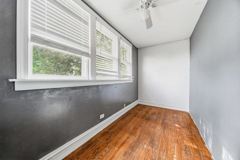 Tiny photo for 12552 Highland Avenue, Blue Island, IL 60406 (MLS # 12490583)
