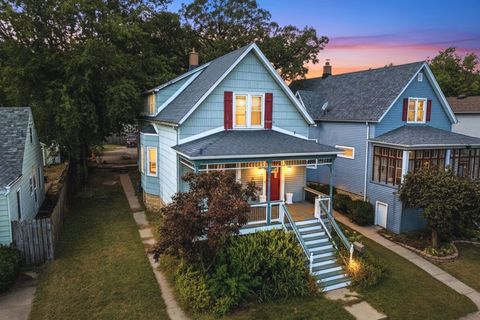 Photo of 12552 Highland Avenue, Blue Island, IL 60406 (MLS # 12490583)