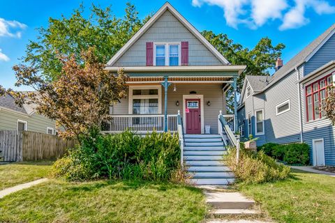 Tiny photo for 12552 Highland Avenue, Blue Island, IL 60406 (MLS # 12490583)