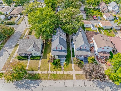 Tiny photo for 12552 Highland Avenue, Blue Island, IL 60406 (MLS # 12490583)