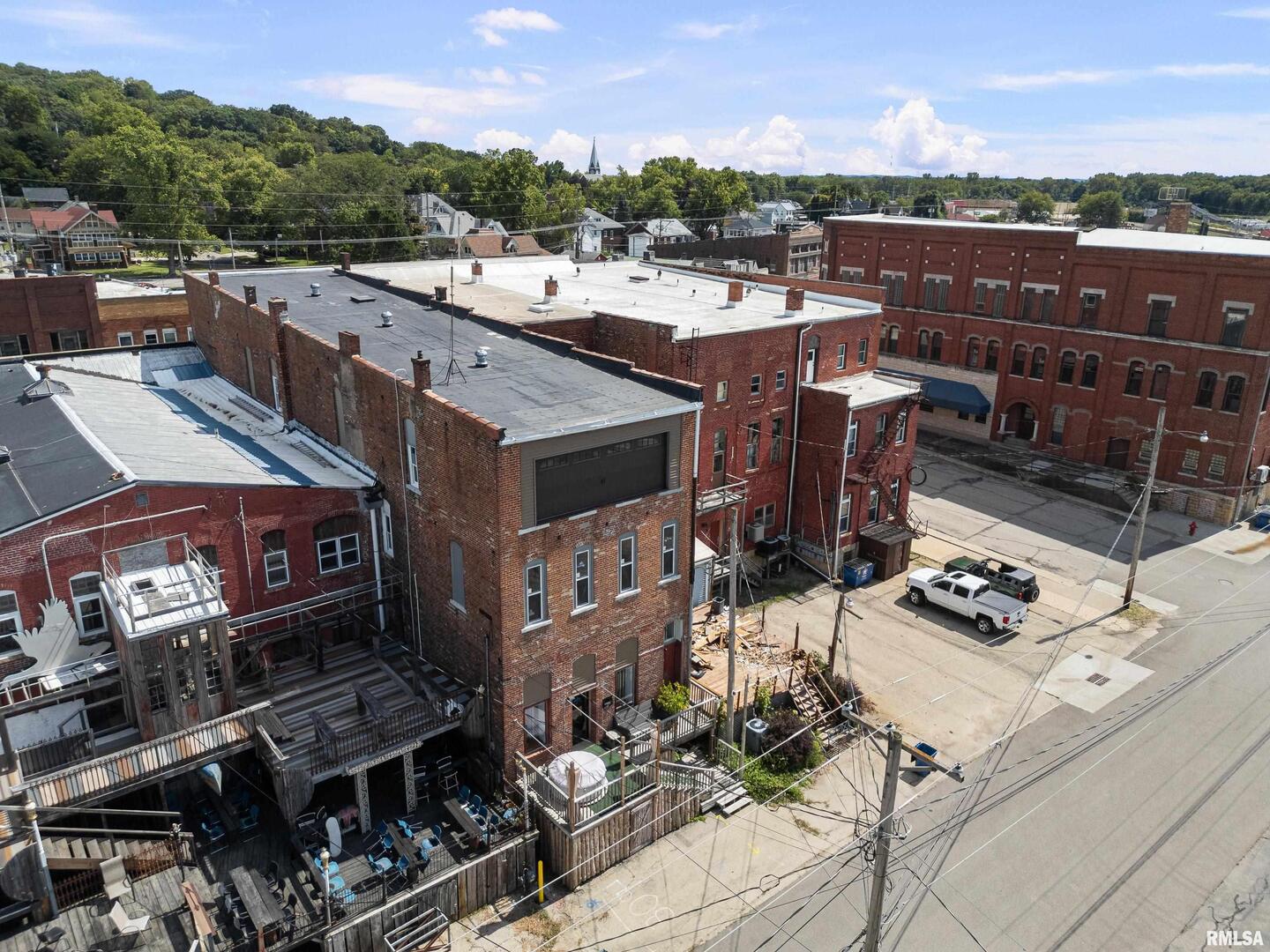 309 Main Street