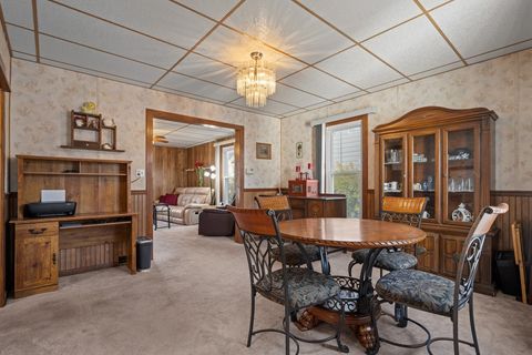 Tiny photo for 644 Oak Avenue, Aurora, IL 60506 (MLS # 12516696)