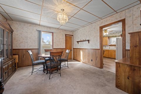 Tiny photo for 644 Oak Avenue, Aurora, IL 60506 (MLS # 12516696)