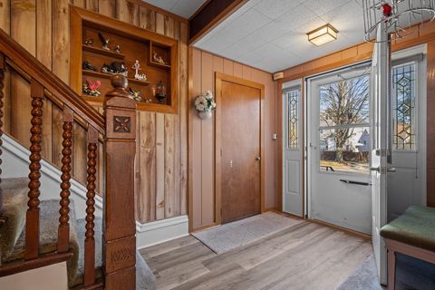 Tiny photo for 644 Oak Avenue, Aurora, IL 60506 (MLS # 12516696)