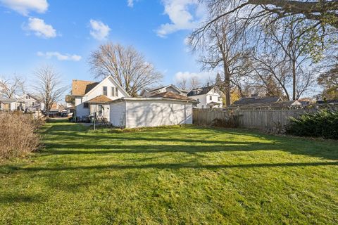 Tiny photo for 644 Oak Avenue, Aurora, IL 60506 (MLS # 12516696)