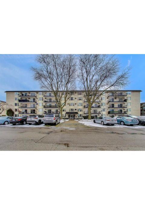Tiny photo for 5506 Lincoln Avenue #A521, Morton Grove, IL 60053 (MLS # 12632506)