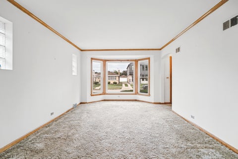 Tiny photo for 7433 N Oriole Avenue, Chicago, IL 60631 (MLS # 12755874)