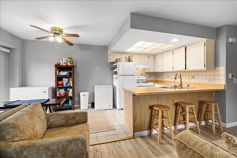 Tiny photo for 1228 INVERRARY Lane #21D, Palatine, IL 60074 (MLS # 12626488)