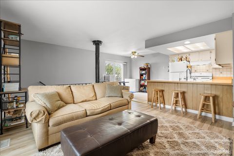 Tiny photo for 1228 INVERRARY Lane #21D, Palatine, IL 60074 (MLS # 12626488)