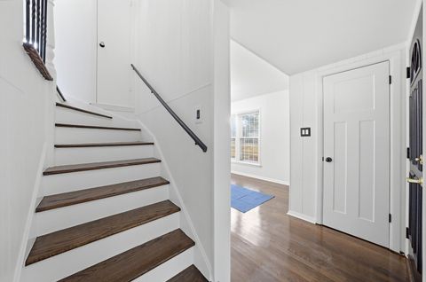 Tiny photo for 5039 W 64th Place, Chicago, IL 60638 (MLS # 12592210)