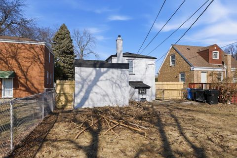 Tiny photo for 5039 W 64th Place, Chicago, IL 60638 (MLS # 12592210)