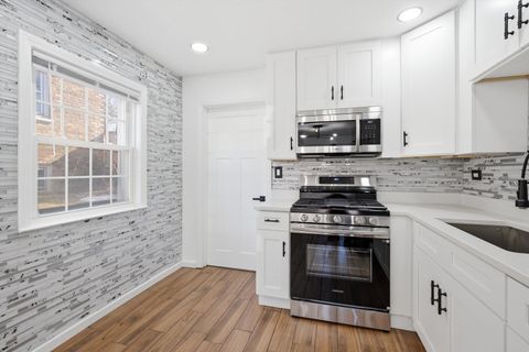 Tiny photo for 5039 W 64th Place, Chicago, IL 60638 (MLS # 12592210)