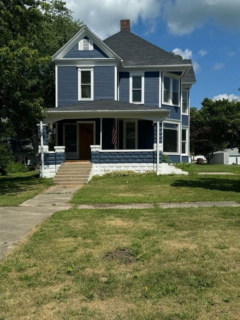 Photo of 355 N 5th Street, Sheldon, IL 60966 (MLS # 12415738) Photo of 355 N 5th Street, Sheldon, IL 60966 (MLS # 12415738)