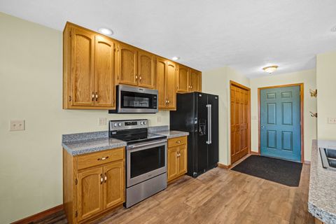Tiny photo for 109 E Lake Court #A, Atlanta, IL 61723 (MLS # 12606773)
