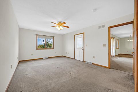 Tiny photo for 109 E Lake Court #A, Atlanta, IL 61723 (MLS # 12606773)