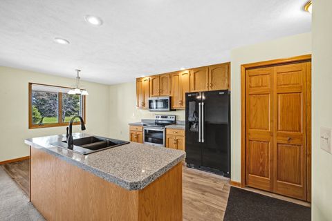 Tiny photo for 109 E Lake Court #A, Atlanta, IL 61723 (MLS # 12606773)