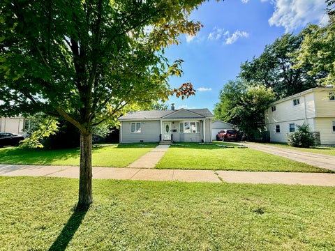 Tiny photo for 11028 Major Avenue, Chicago Ridge, IL 60415 (MLS # 12747930)