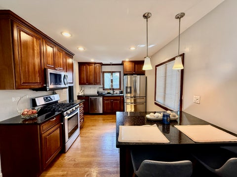 Tiny photo for 11028 Major Avenue, Chicago Ridge, IL 60415 (MLS # 12747930)
