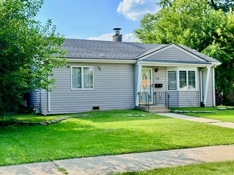Tiny photo for 11028 Major Avenue, Chicago Ridge, IL 60415 (MLS # 12747930)