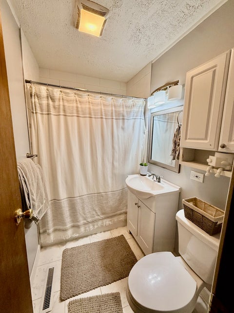 Tiny photo for 11028 Major Avenue, Chicago Ridge, IL 60415 (MLS # 12747930)