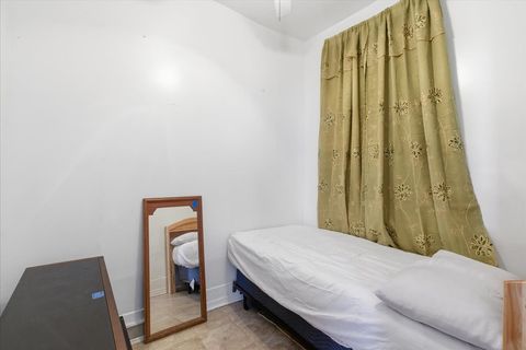 Tiny photo for 516 W 45th Place, Chicago, IL 60609 (MLS # 12534304)