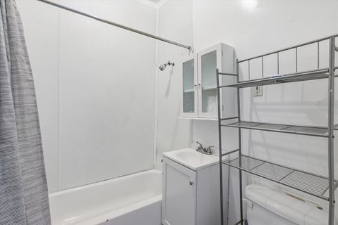 Tiny photo for 516 W 45th Place, Chicago, IL 60609 (MLS # 12534304)