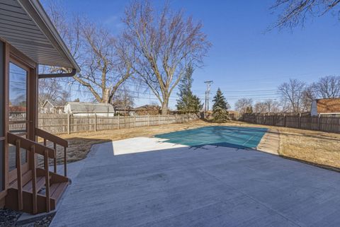 Tiny photo for 221 Hilltop Court, Milan, IL 61264 (MLS # 12578093)