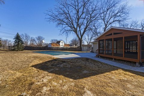 Tiny photo for 221 Hilltop Court, Milan, IL 61264 (MLS # 12578093)
