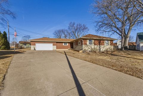 Tiny photo for 221 Hilltop Court, Milan, IL 61264 (MLS # 12578093)