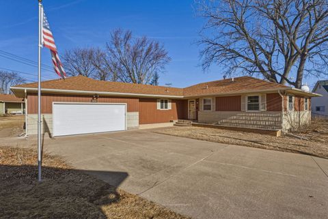 Photo of 221 Hilltop Court, Milan, IL 61264 (MLS # 12578093)