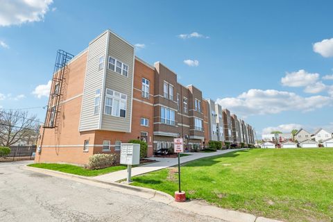 Tiny photo for 5241 W Galewood Avenue, Chicago, IL 60639 (MLS # 12629974)