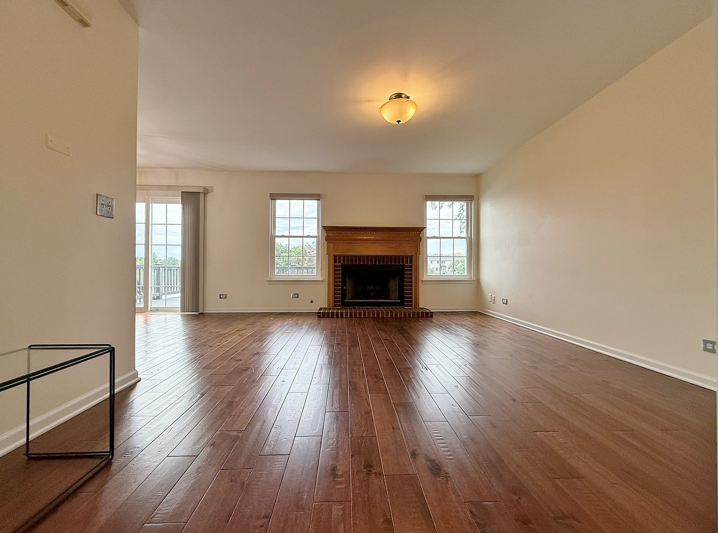1281 Horseshoe Lane
