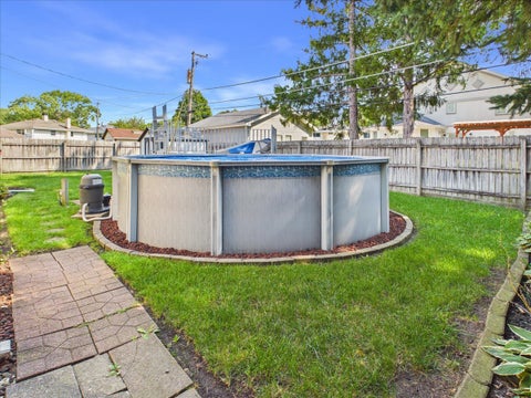 Tiny photo for 1511 Miami Lane, Des Plaines, IL 60018 (MLS # 12751496)