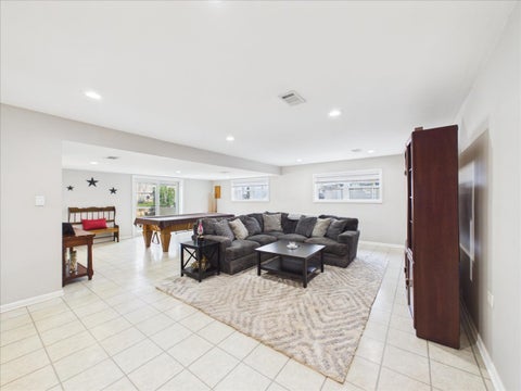 Tiny photo for 1511 Miami Lane, Des Plaines, IL 60018 (MLS # 12751496)