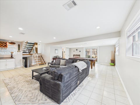 Tiny photo for 1511 Miami Lane, Des Plaines, IL 60018 (MLS # 12751496)