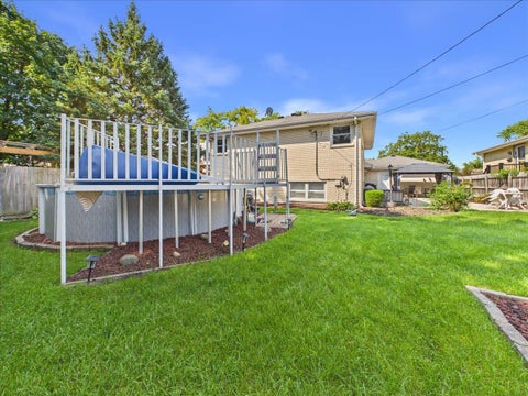 Tiny photo for 1511 Miami Lane, Des Plaines, IL 60018 (MLS # 12751496)