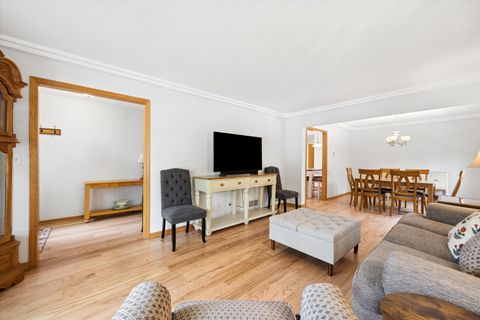 Tiny photo for 702 HICKORY Street, Lemont, IL 60439 (MLS # 12703018)
