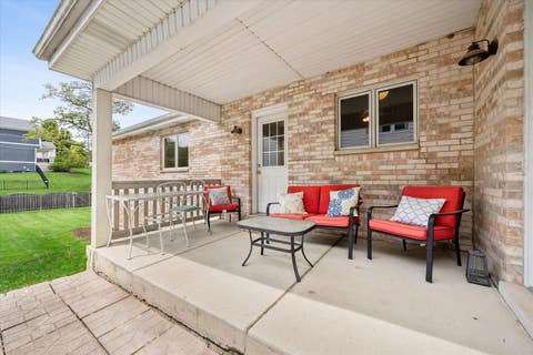 Tiny photo for 702 HICKORY Street, Lemont, IL 60439 (MLS # 12703018)