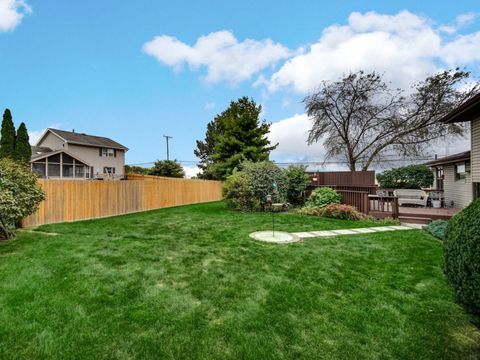 Tiny photo for 2 Honey Lane, New Lenox, IL 60451 (MLS # 12499696)