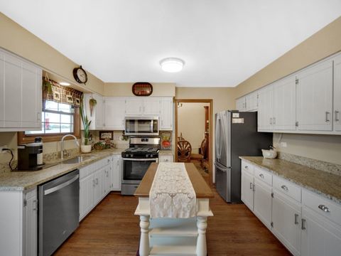 Tiny photo for 2 Honey Lane, New Lenox, IL 60451 (MLS # 12499696)